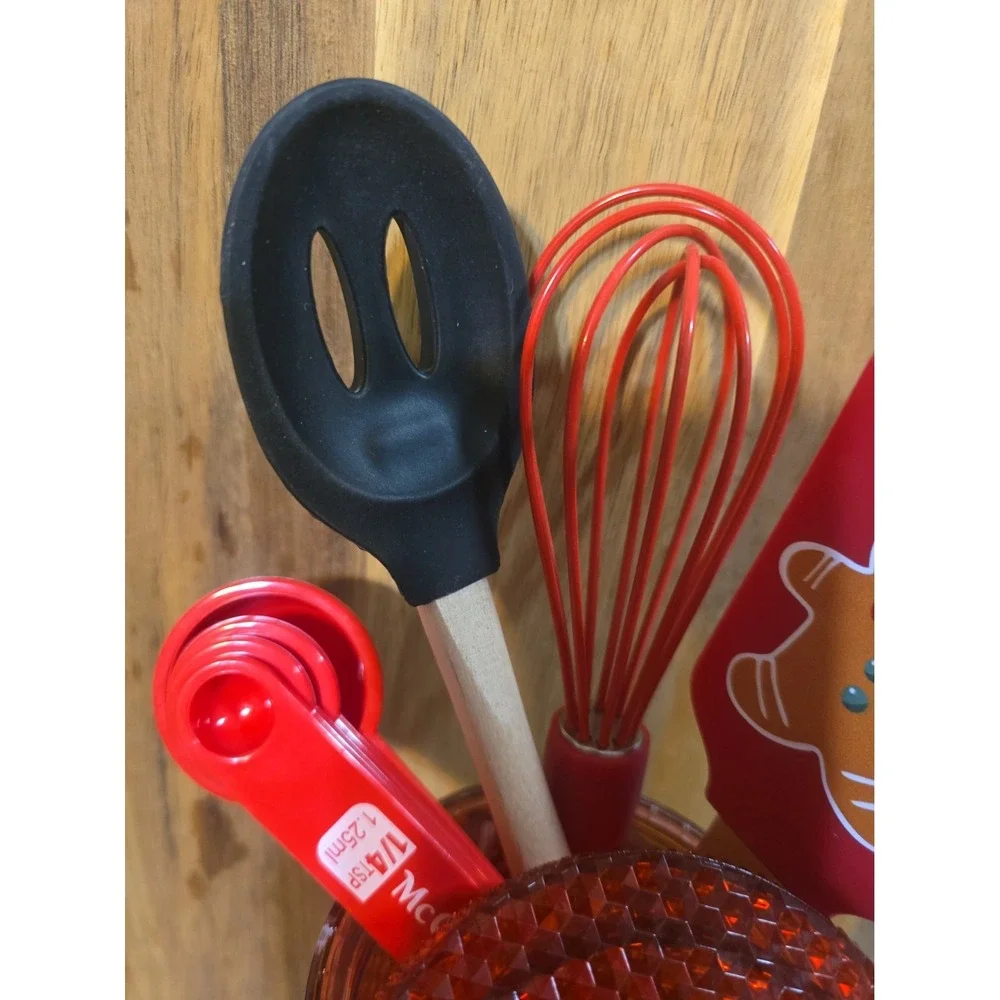 Gingerbread Gift Set Sparkle Tumbler Cookie Making